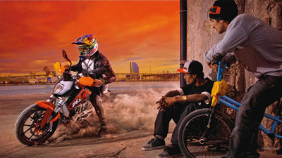 KTM_125_Duke_2011_01_1366x768